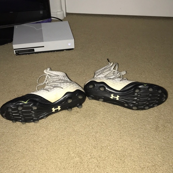 Men’s football cleats - Picture 2 of 5